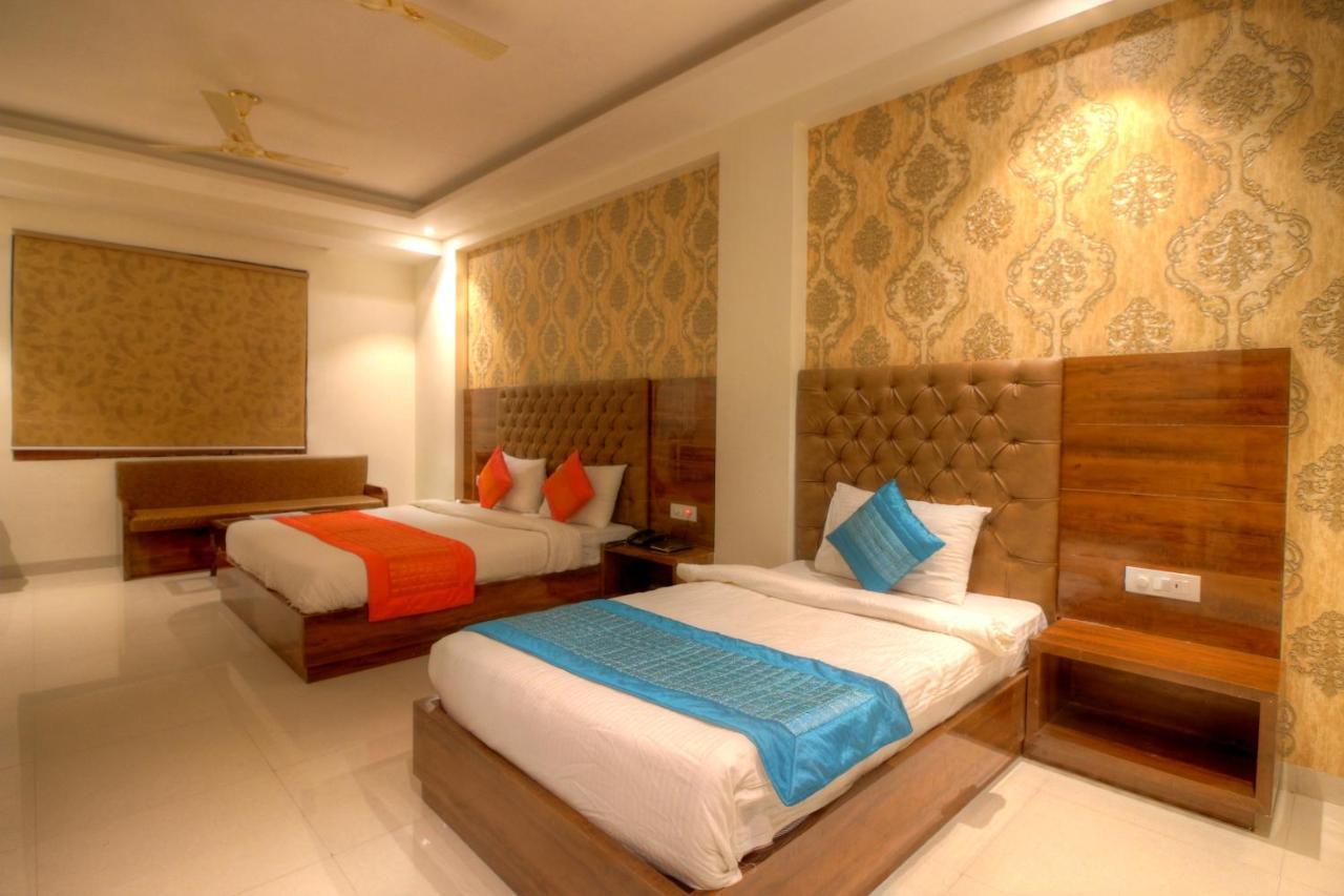 Hotel Classic Paradise Neu-Delhi Exterior foto