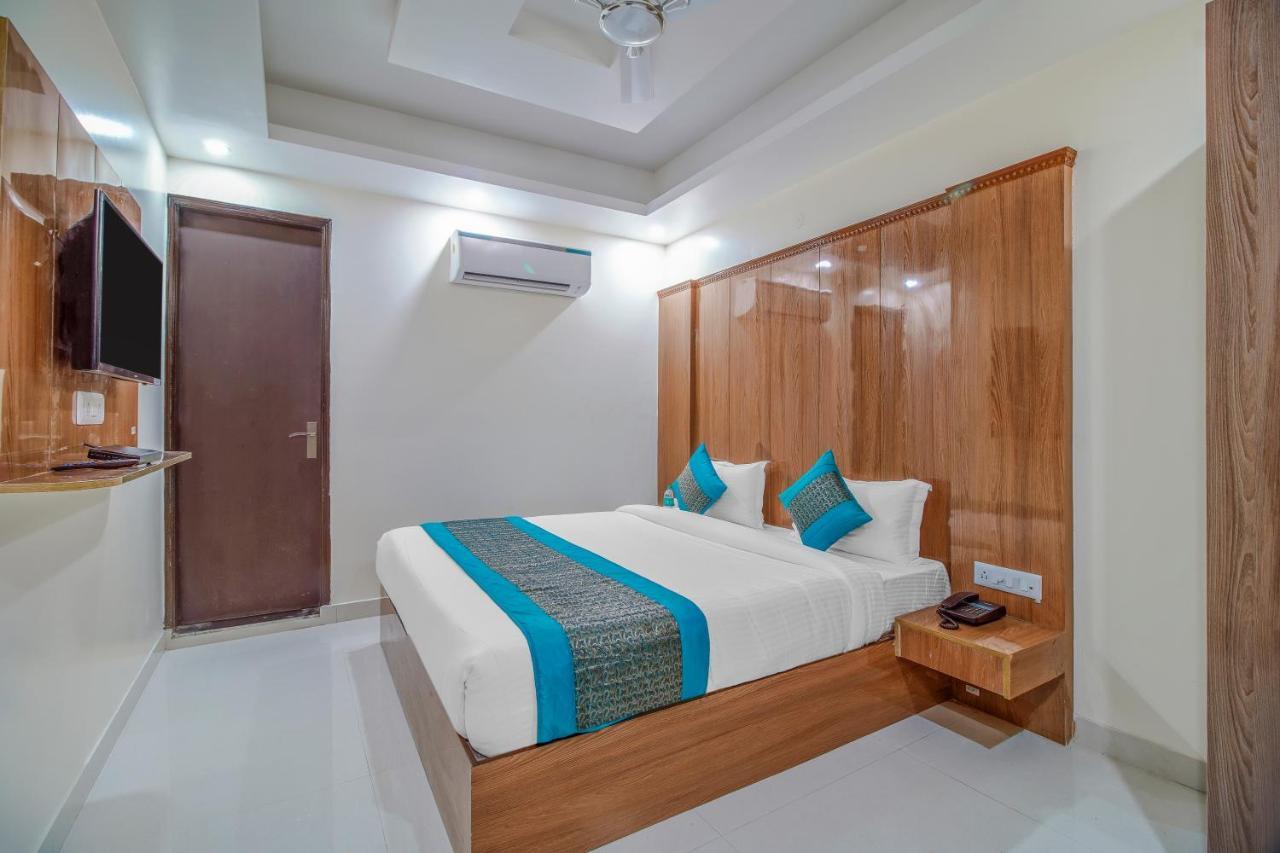 Hotel Classic Paradise Neu-Delhi Exterior foto